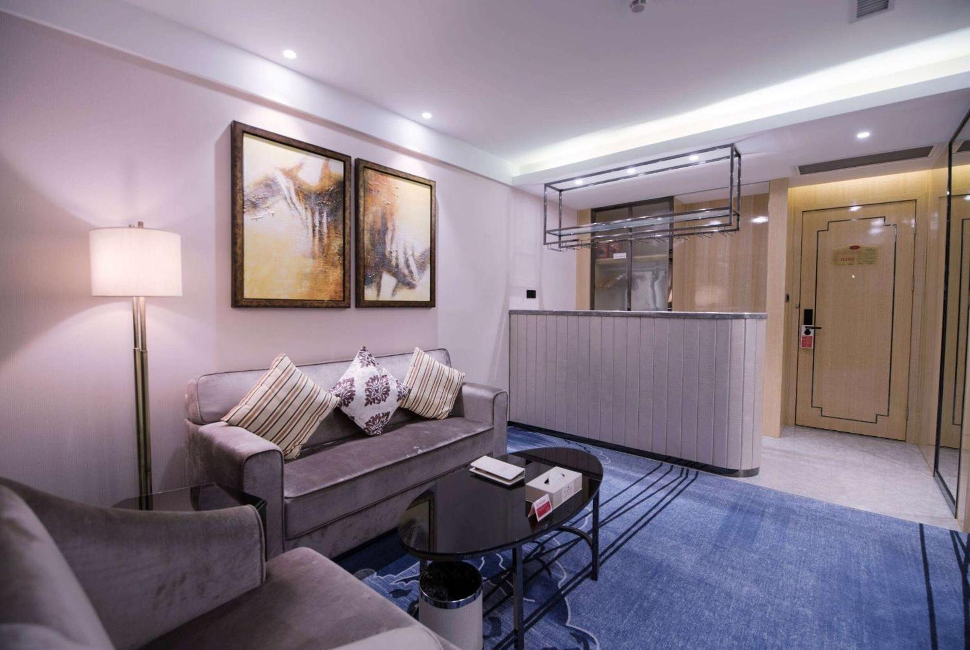 Hotel Ramada Shenzhen Baoan Extérieur photo